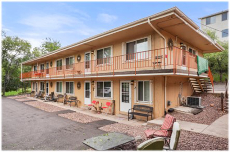 Riddle and Cavanor of Capstone sell two multifamily buildings for $1.31 million